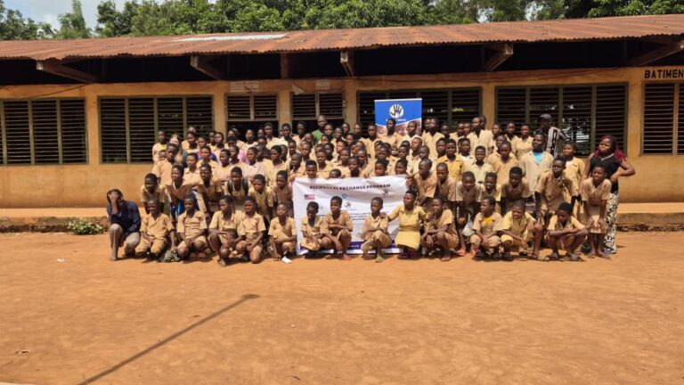 Employabilité des jeunes au Bénin : ProGen mise sur la maîtrise de l’anglais et l’engagement civique au CEG Tindji
